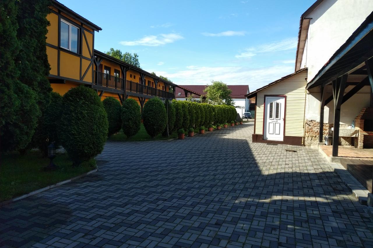 Cristian Inn Bagian luar foto