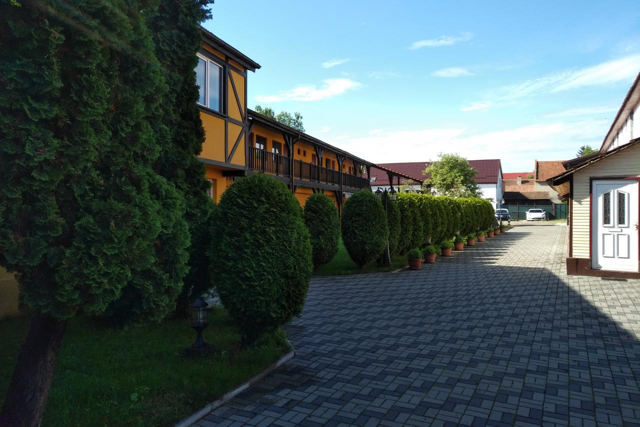 Cristian Inn Bagian luar foto