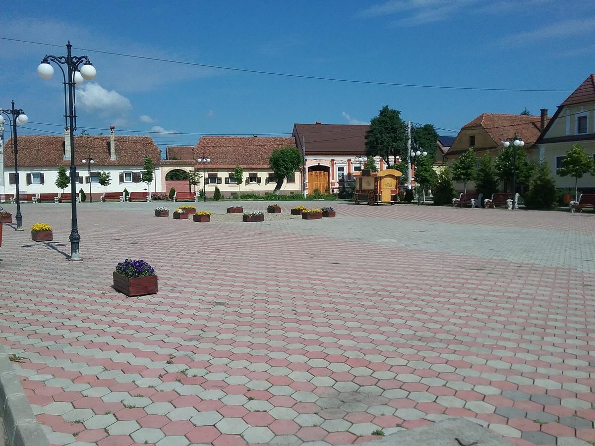 Cristian Inn Bagian luar foto