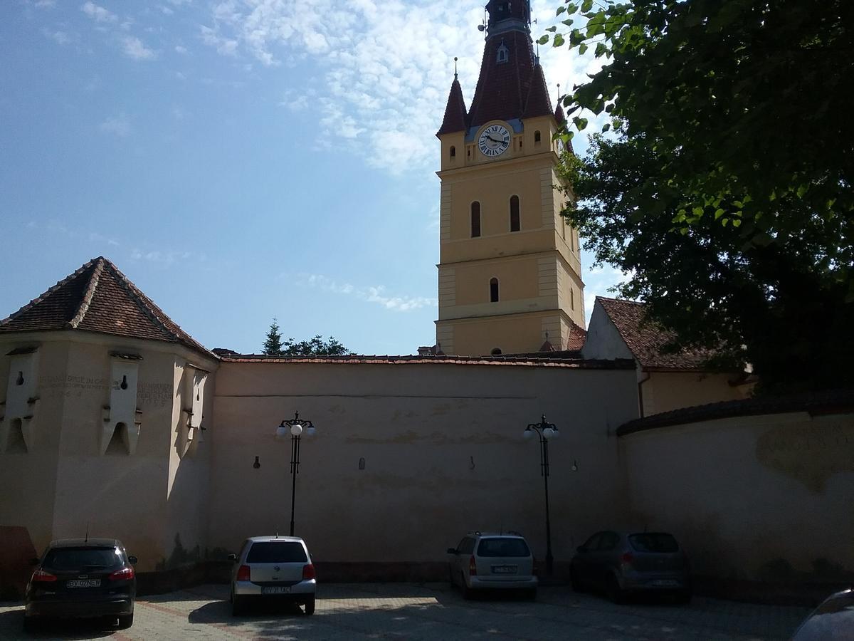 Cristian Inn Bagian luar foto