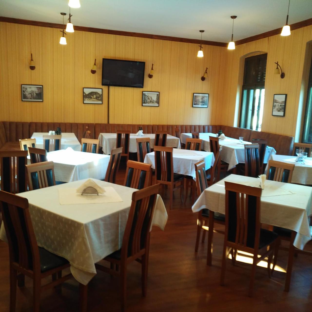 Cristian Inn Bagian luar foto