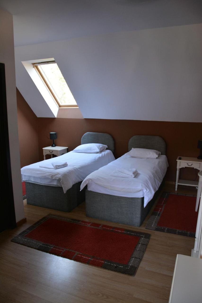 Cristian Inn Bagian luar foto