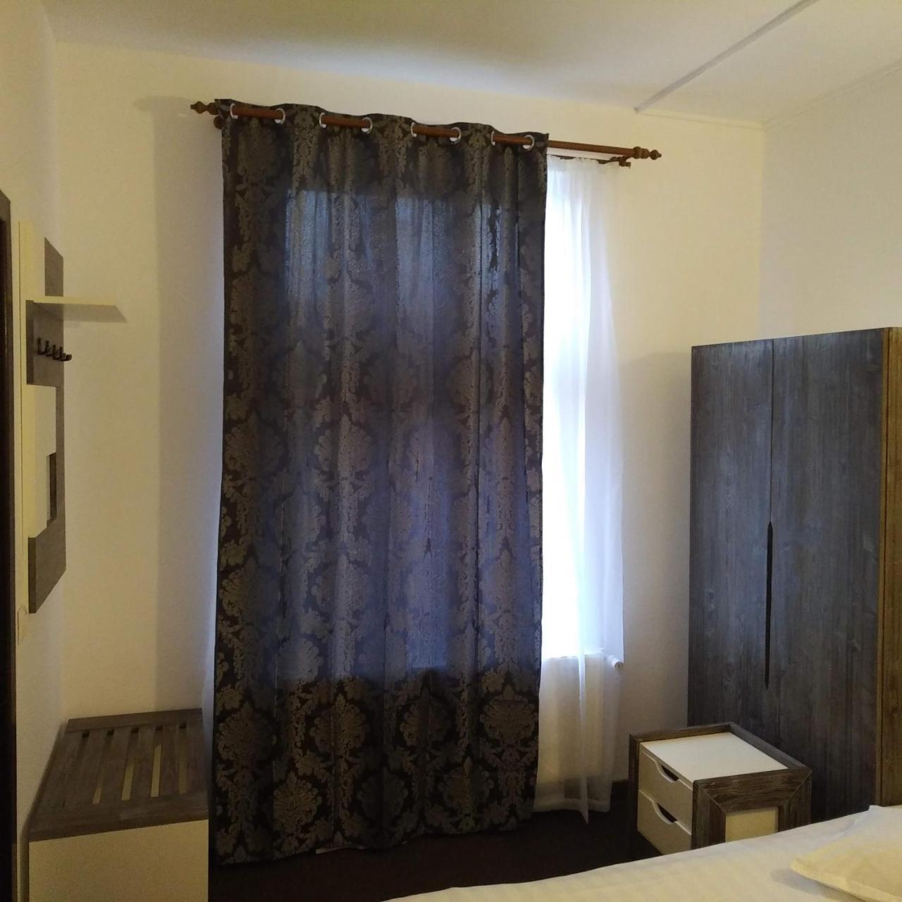 Cristian Inn Bagian luar foto