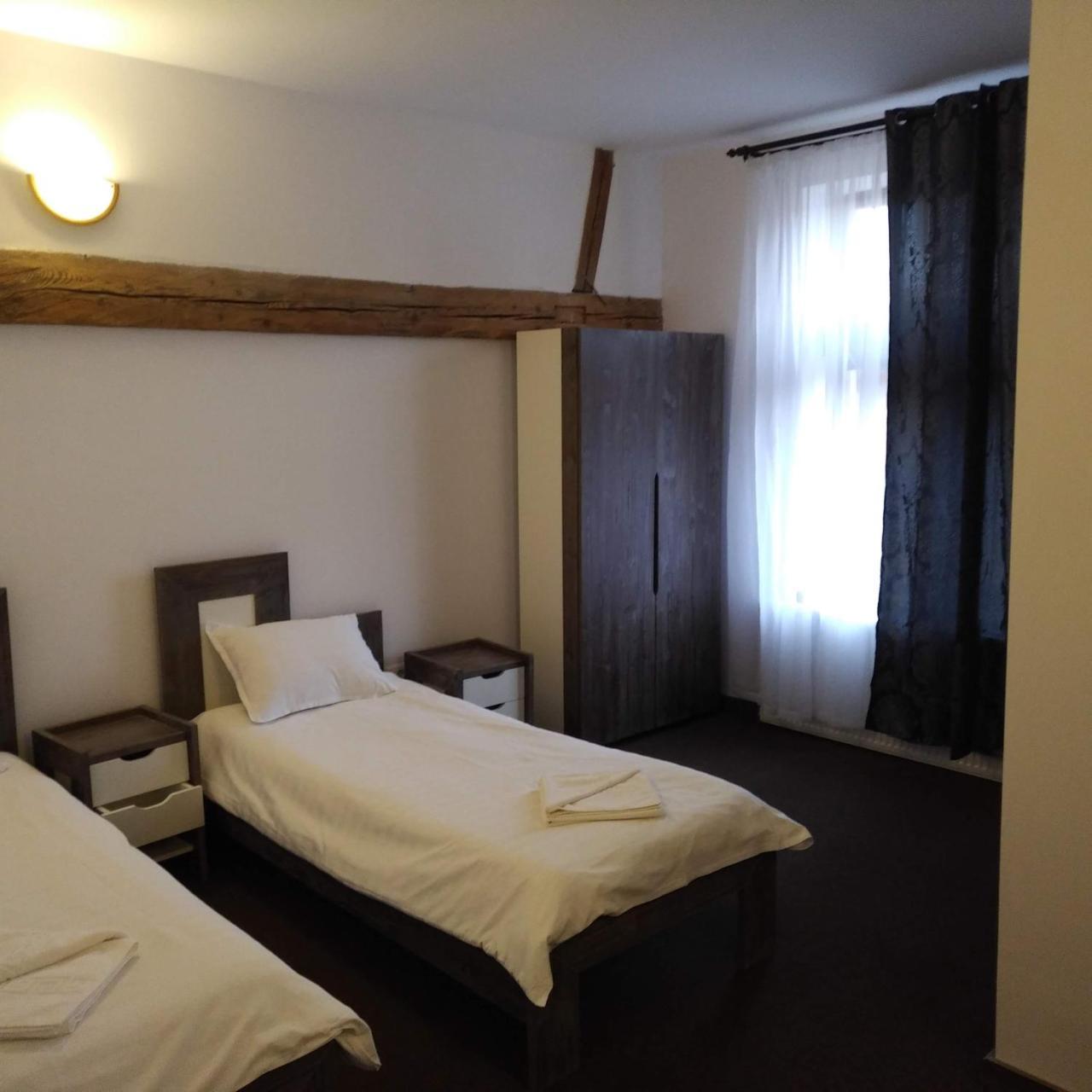 Cristian Inn Bagian luar foto